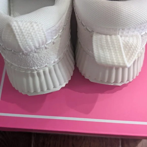 Corey's Adventure Sneakers - Picture 3 of 6